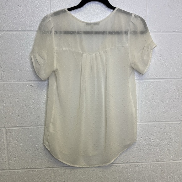 Daniel Rainn Cream V-Neck Blouse - Picture 6 of 9